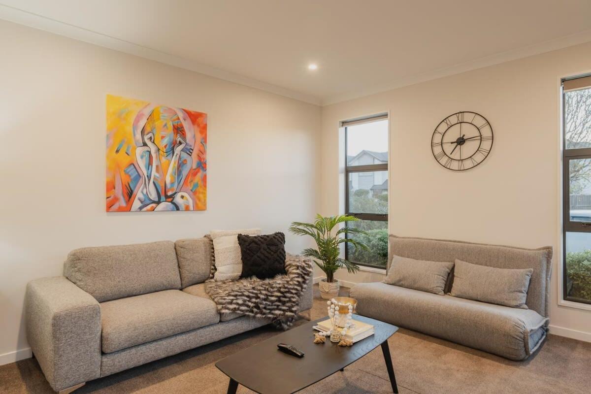 Elegant 3Br Home On Mustang Avenue Christchurch Zewnętrze zdjęcie